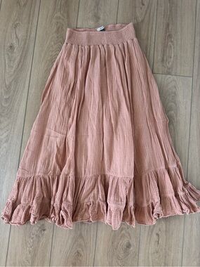 American Eagle Dusty Rose Maxi Skirt with Ruffled Hem Size small